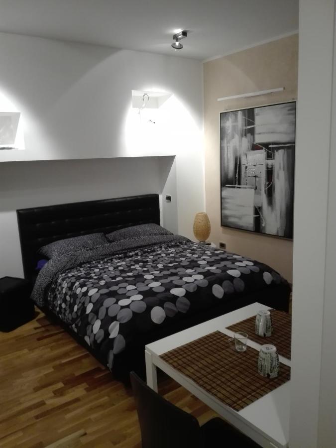 B&B Stazione Latina Sermoneta Buitenkant foto